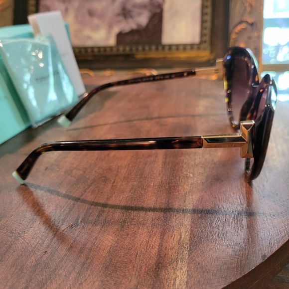 Tiffany & Company TF4170 Logo T Cat Eye Sunglasses in Havanah Brown.  MA#621 - Picture 13 of 17